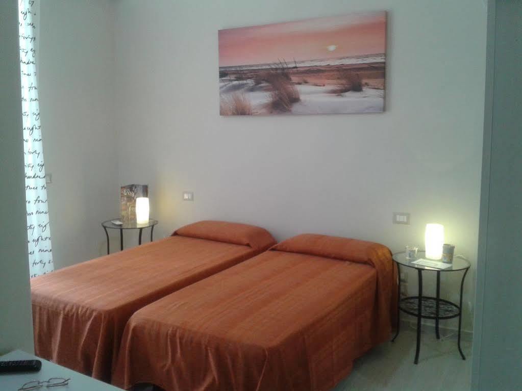 Domus Armenio Bed & Breakfast Naples Exterior photo